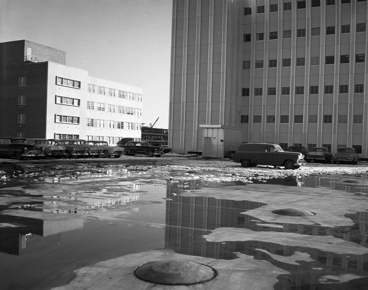 The Citizens National Bank in Abilene at its opening, 1956