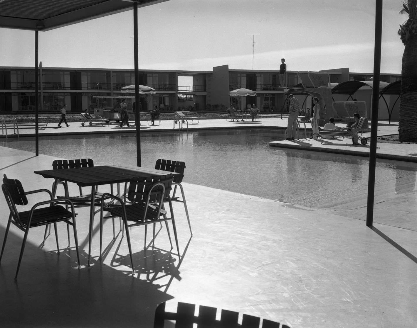 The pool area at the Sands Hotel in Abilene, 1956