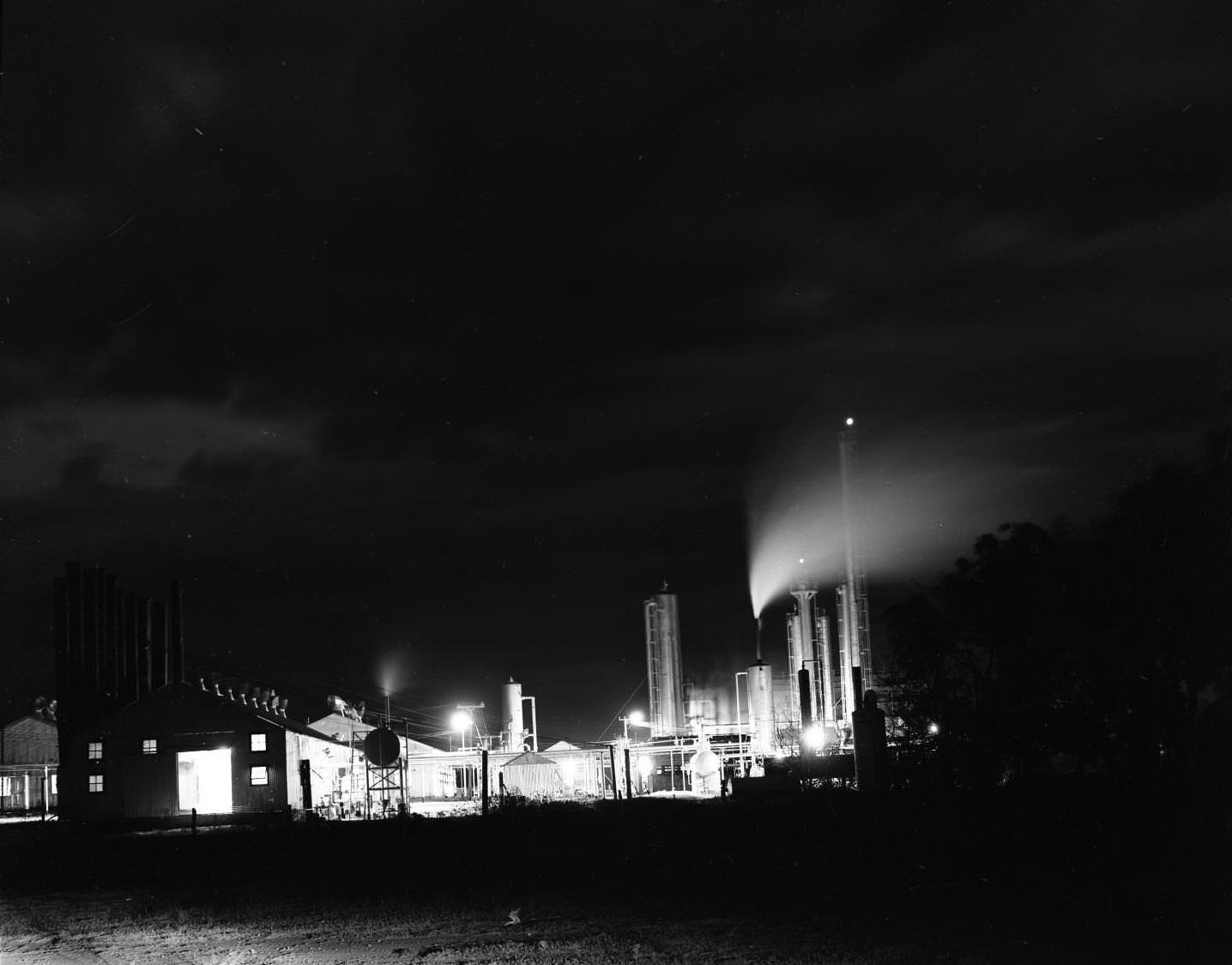 A factory in Breckenridge, TX, 1959