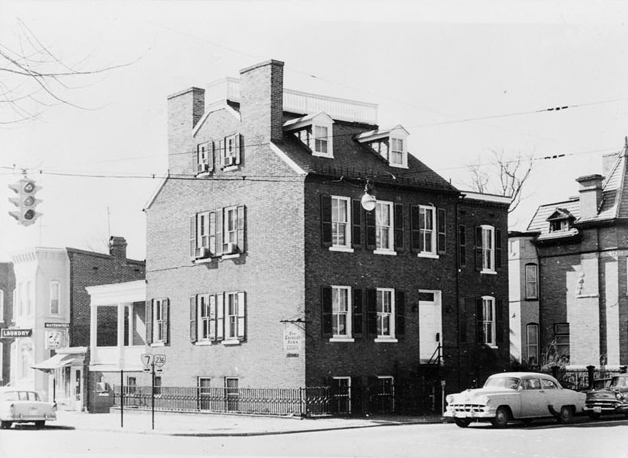 Duke Street Area Survey, 700 Duke Street (House), Alexandria, 1970s
