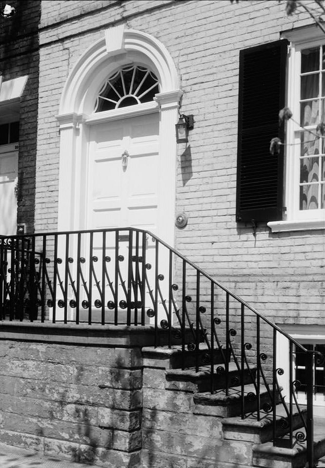 Fairfax-Adam-Hodgson House, 207 Prince Street, Alexandria, 1970s