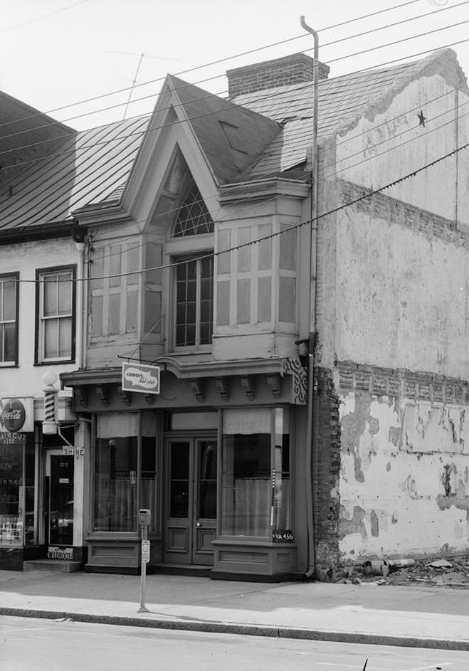 Ayres Gun Shop, 324 King Street, Alexandria, 1970s