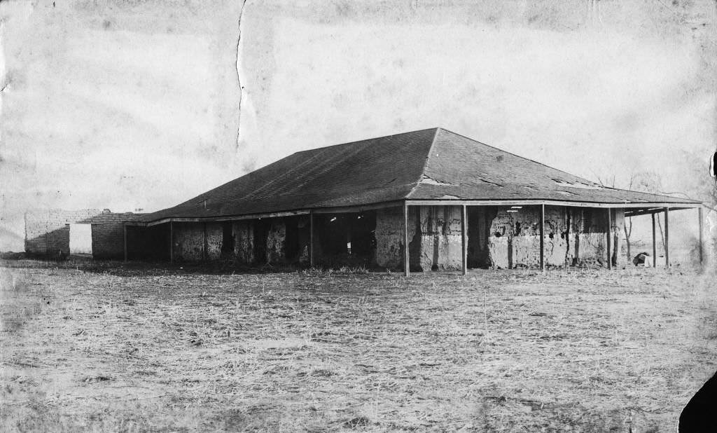 Los Coyote House in ruins, 1886