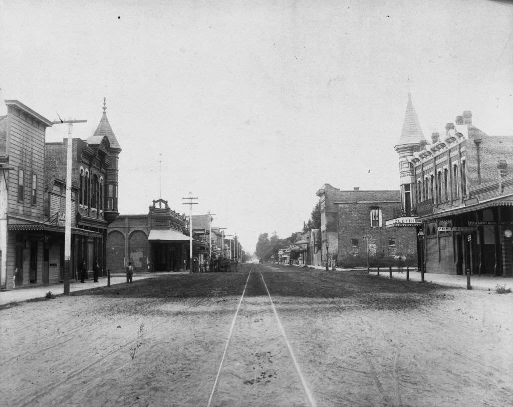Center Street looking west from Claudina Street, Anaheim, 1891