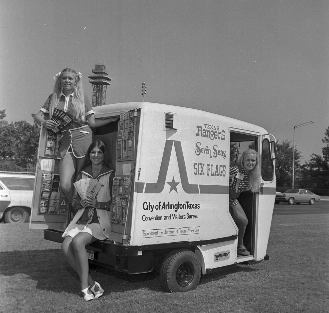 The Lamar High School Vikings students on small truck advertising City of Arlington, 1973