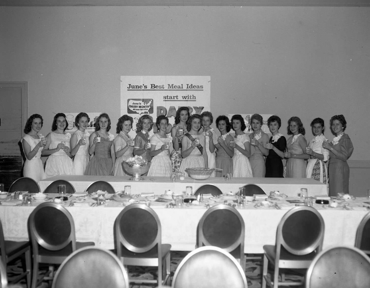 The crowning of the 1959 Mid-Texas Milk Producers Association Dairy Princess, 1957