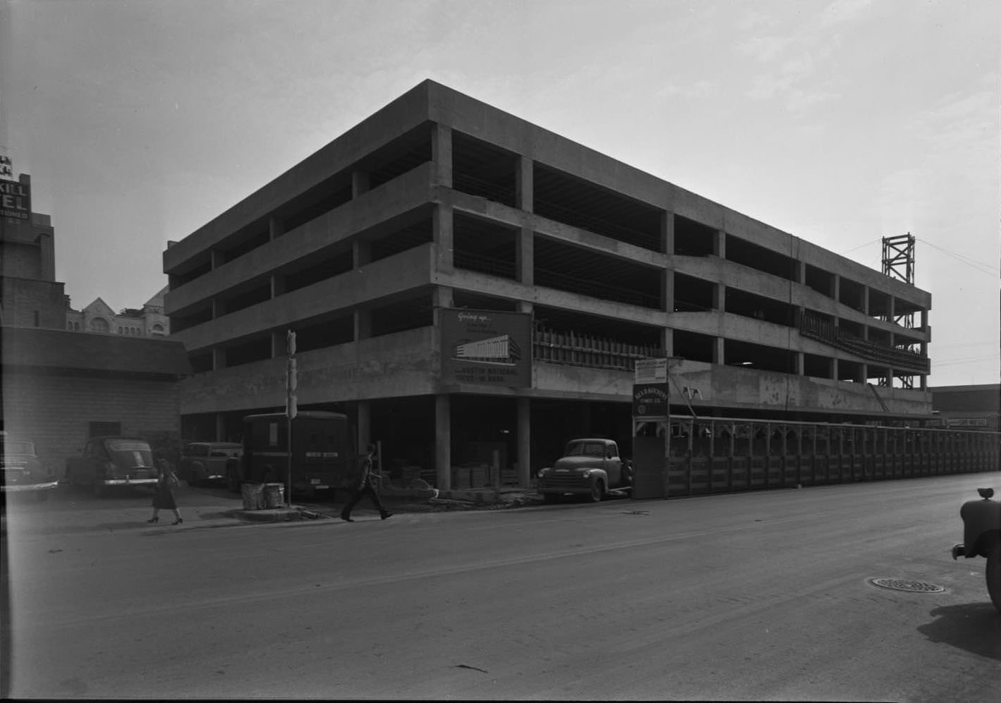 Austin National Bank Drive-In Bank, 1955