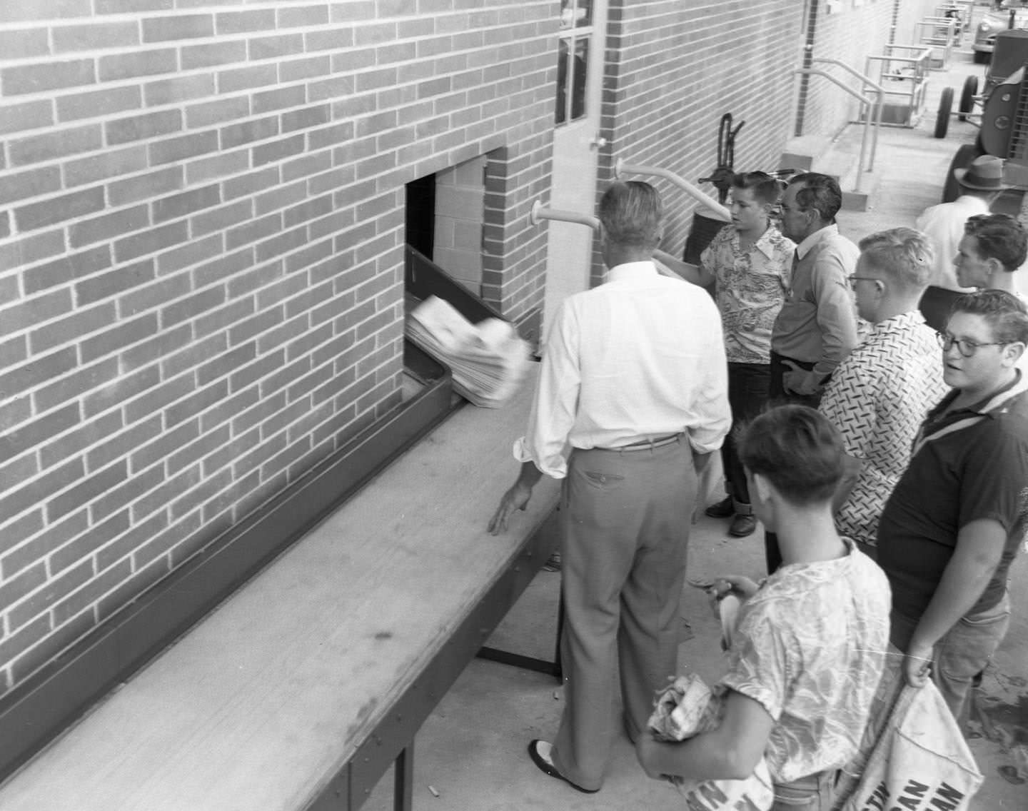 Austin American-Statesman newspaper chute, 1953