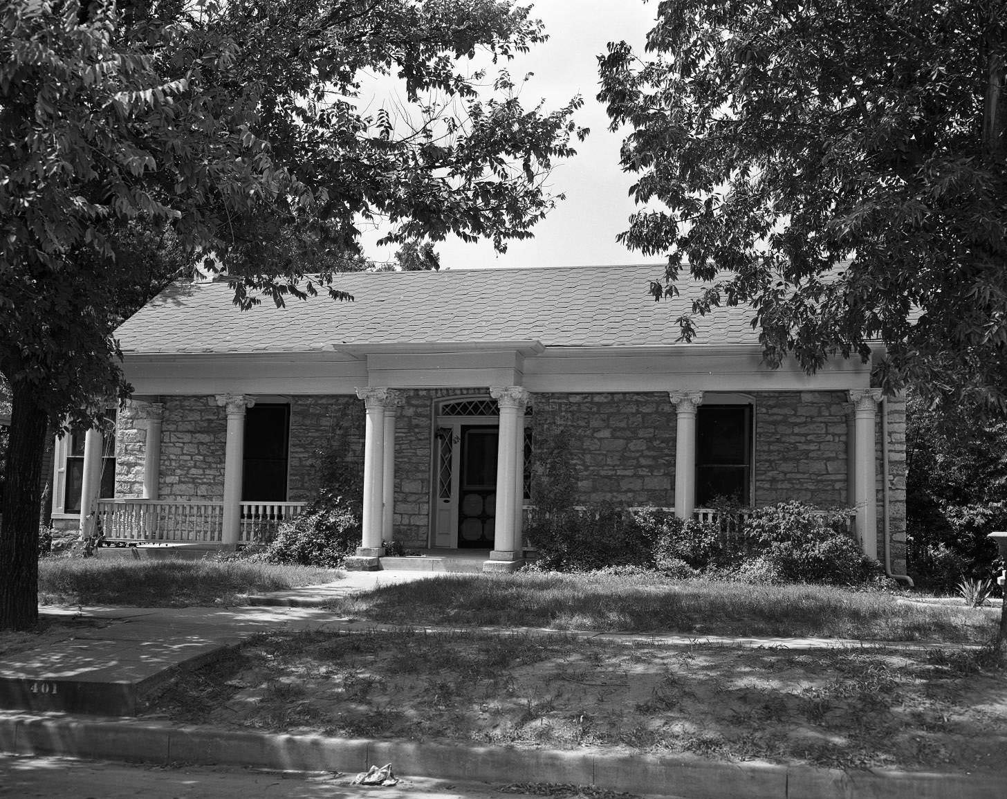 The Daughters of the American Revolution (Thankful Hubbard Chapter) headquarters at 708 San Antonio Street in Austin, Texas, 1953