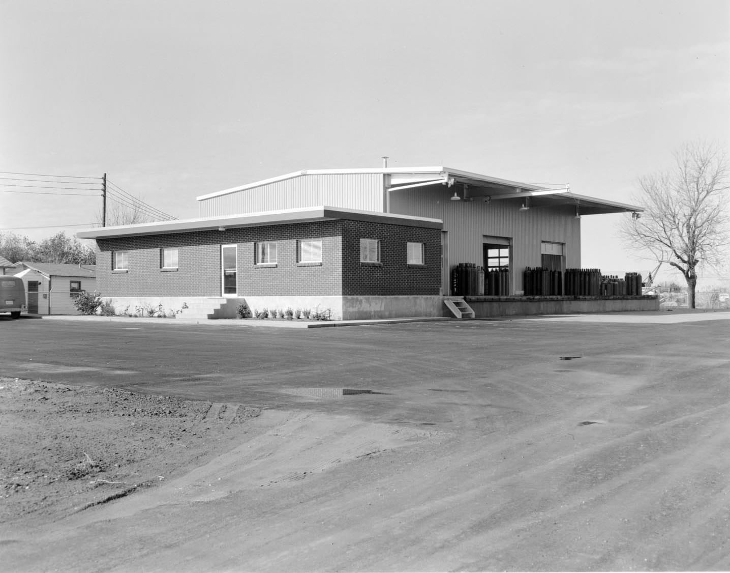 Big Three Welding Co. building view, 1964.