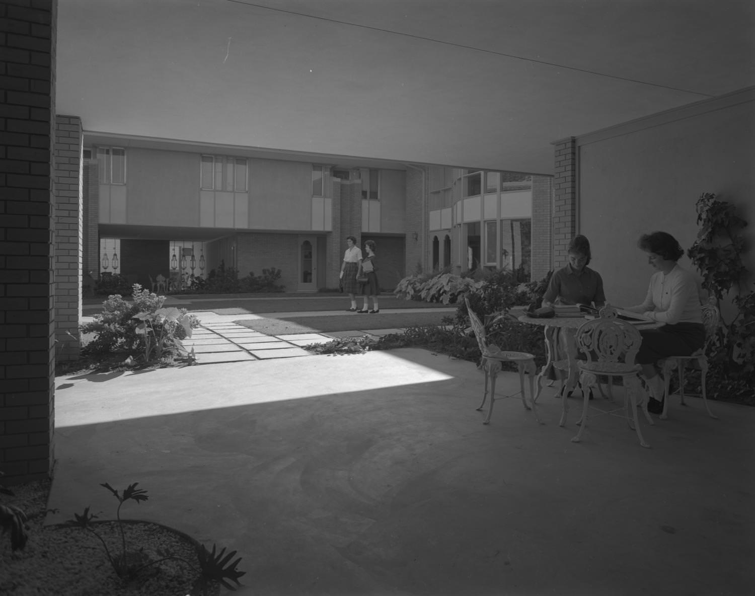 The courtyard of the Gamma Phi Beta sorority building located at 2622 Wichita Street, 1960