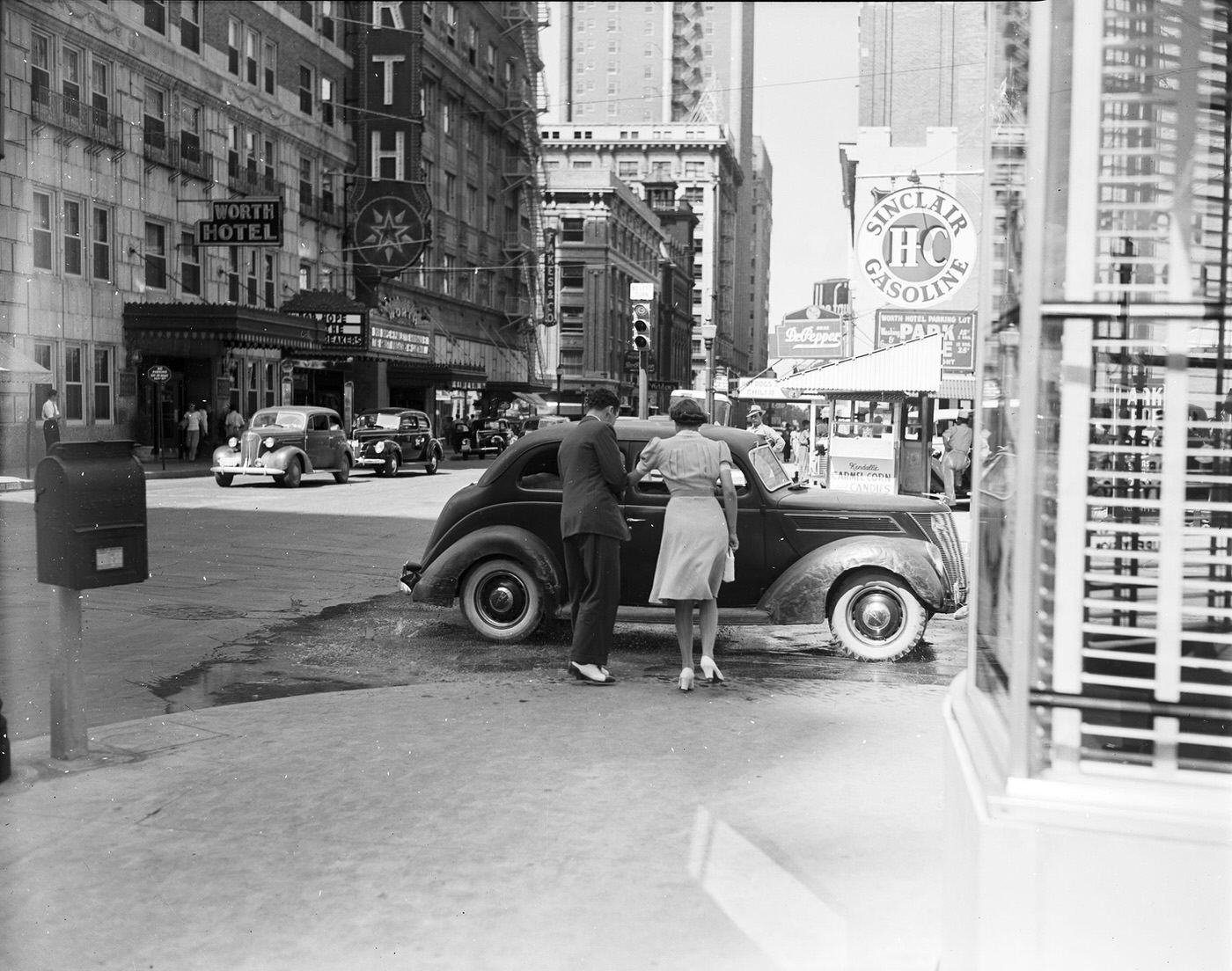 Downtown Fort Worth, Texas, West 7th Street looking east, 1940