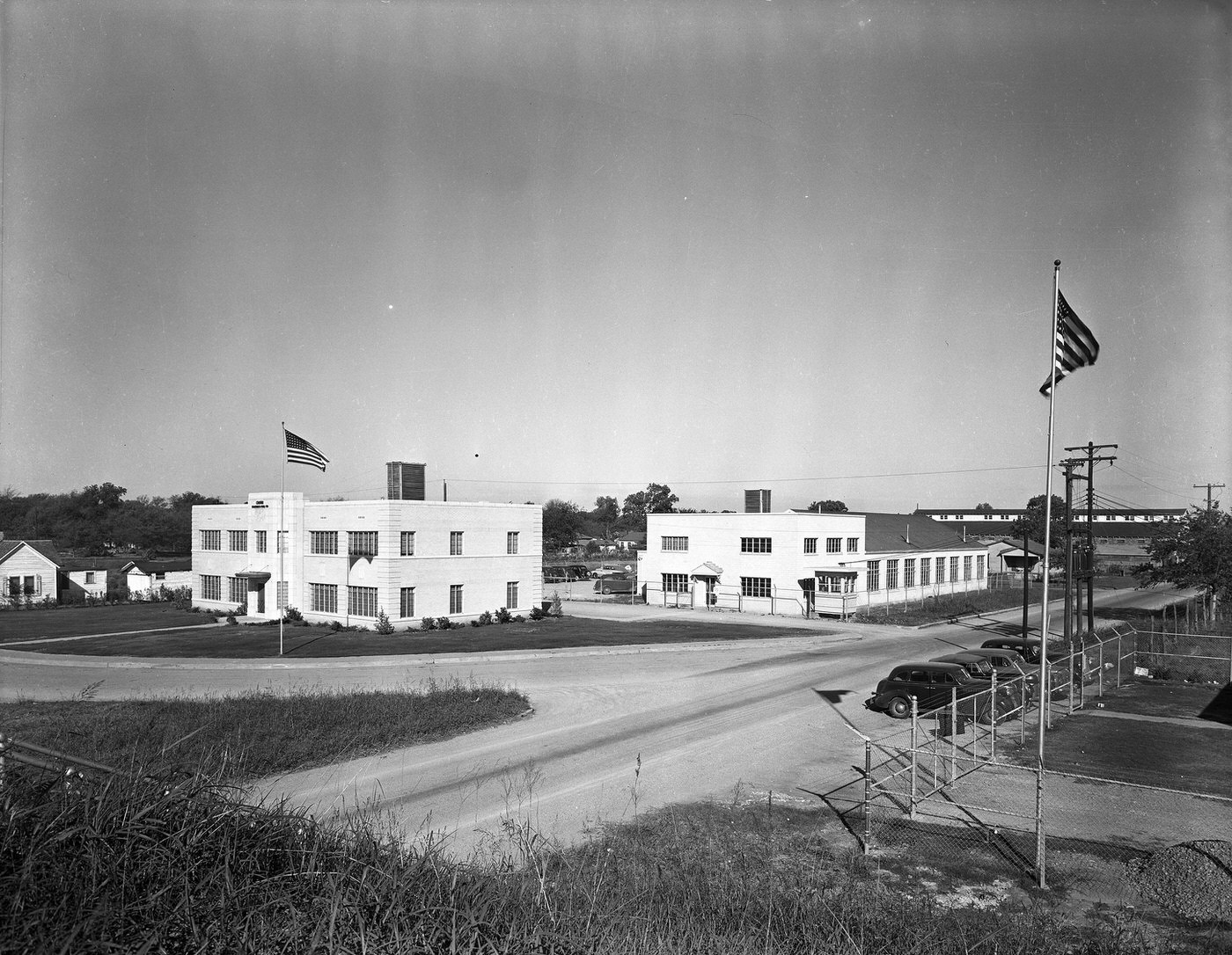 Crown Machine and Tool Co., 2800 W. Lancaster Avenue, Fort Worth, 1944