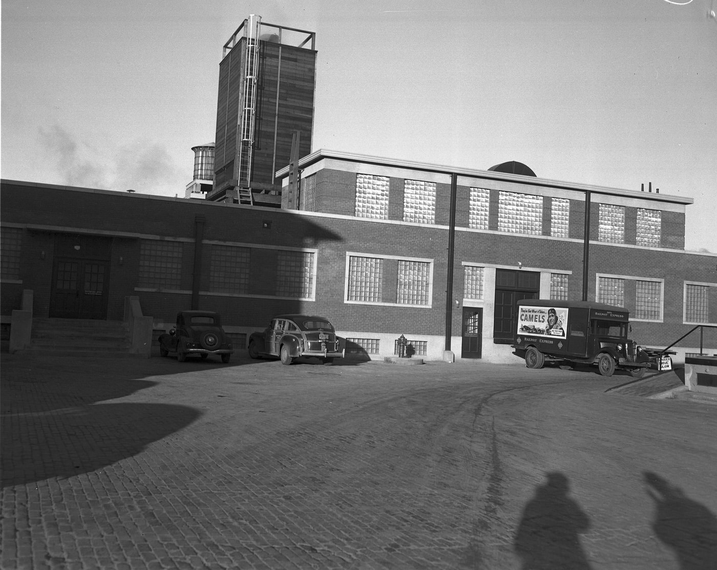 An exterior photograph of Armour & Company blood lab in the Fort Worth stockyards, 1943