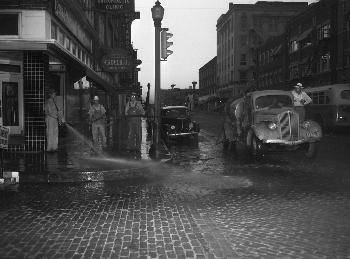 Fort Worth sanitation drive, 1945