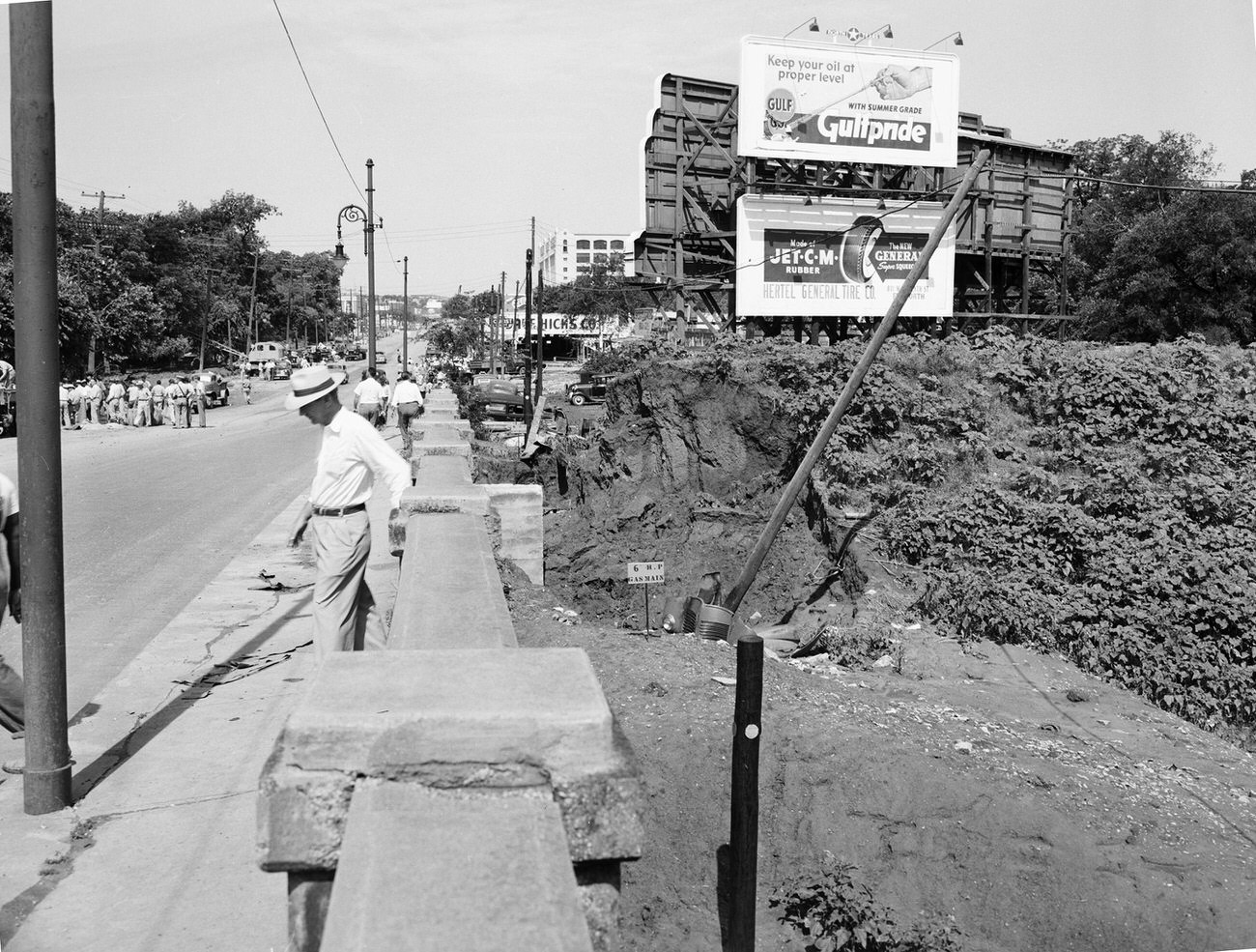 Looking west on Seventh Street for storm damage, 1949