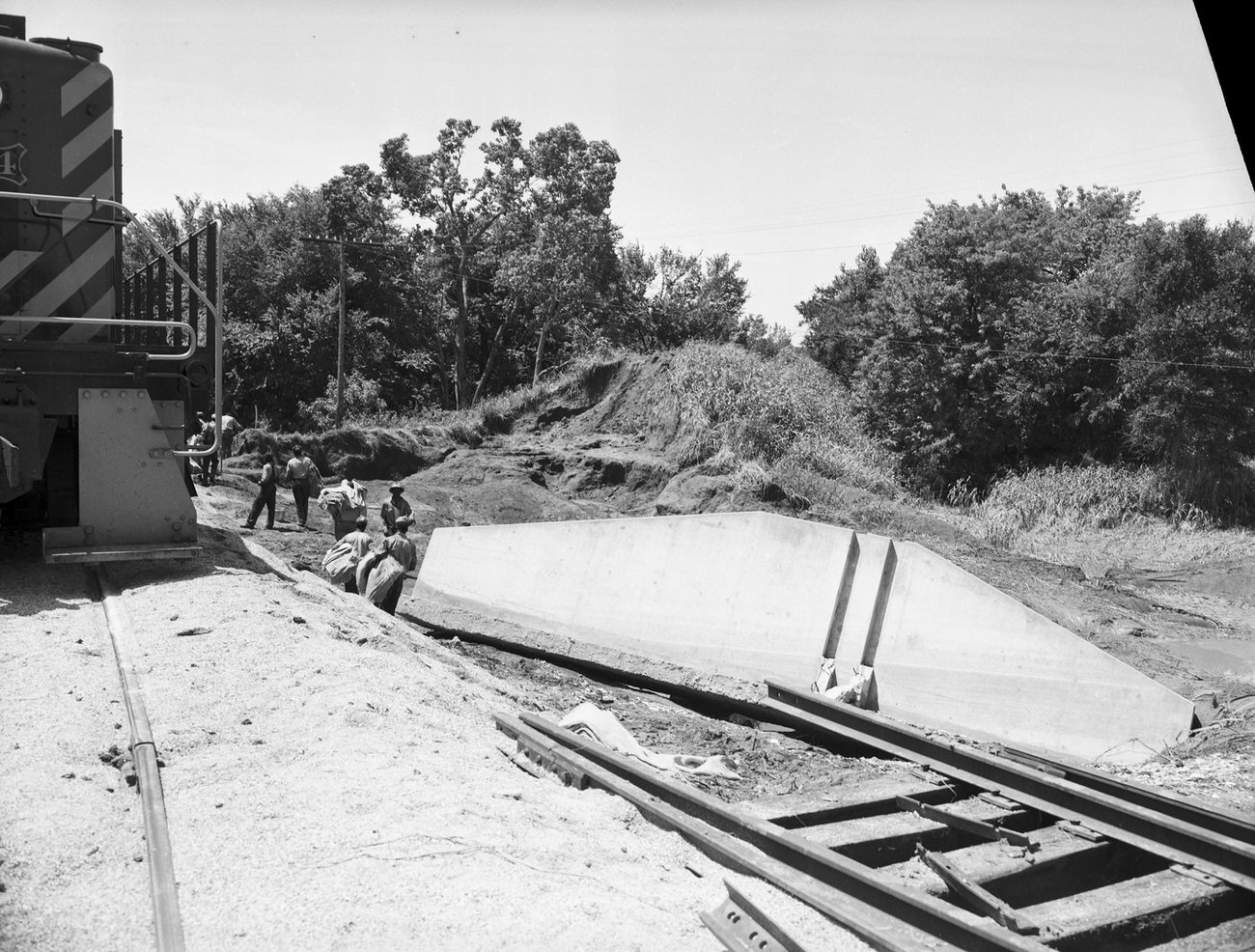 Flood damage looking south. 1949