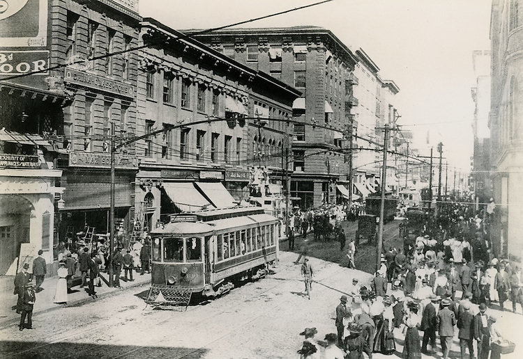 Looking North on Granby Street from City Hall Avenue, 1911