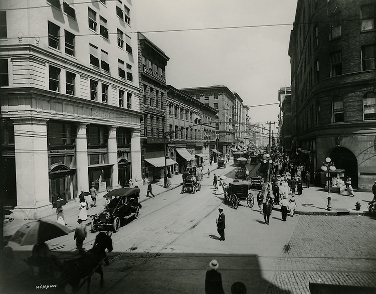 Looking North of Granby Street from City Hall Avenue, 1915