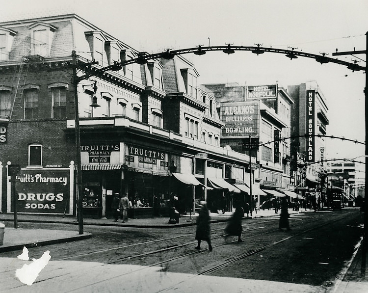 Looking North on Granby Street from Market Street.Old Norfolk College for Young Ladies (built 1880) on left, 1922