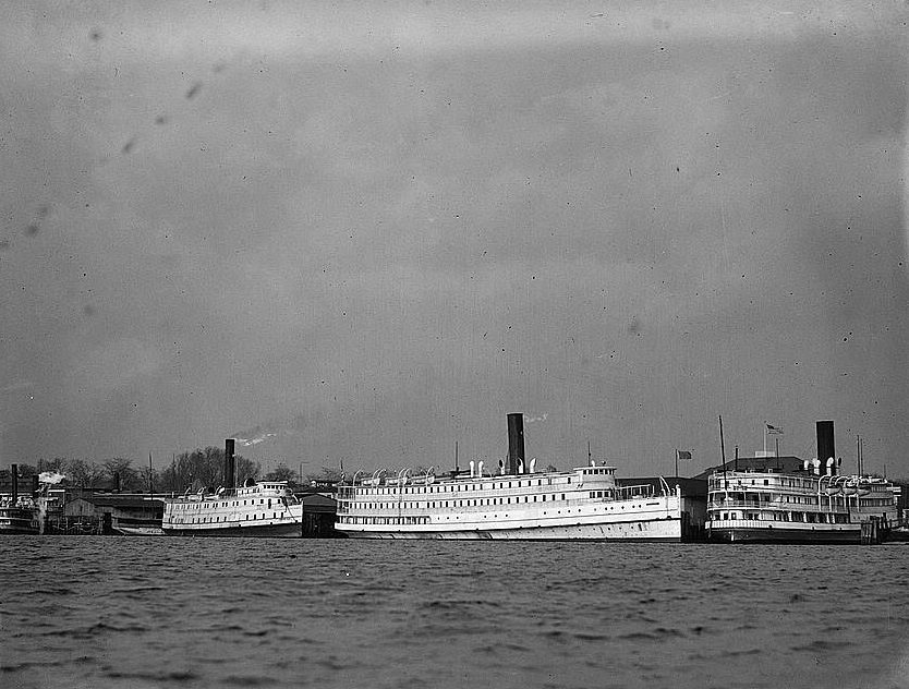 Norfolk boats, 1922