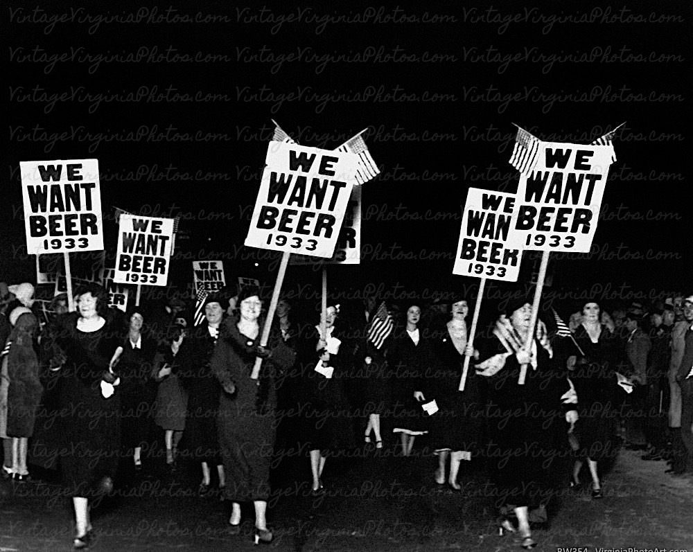 We Want Beer Women, 1933