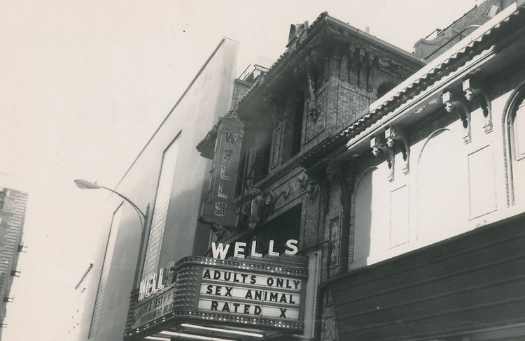 Wells Theatre. 108 - 116 Tazewell Street, 1930s