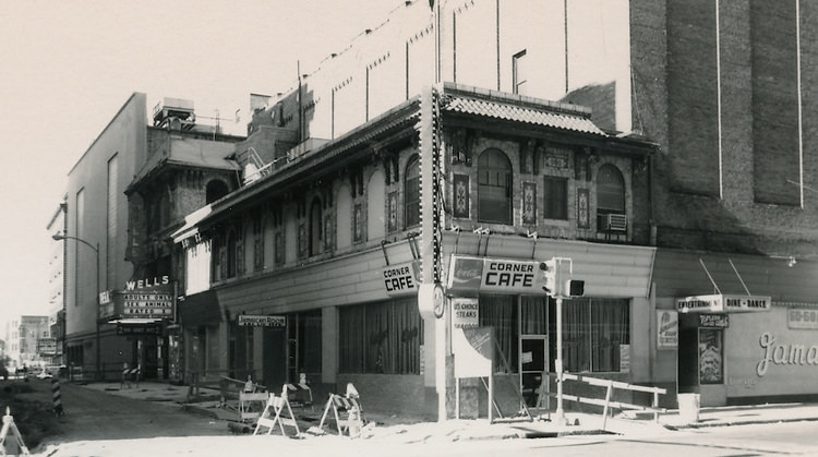 Downtown West. Wells Theatre.Corner of Tazewell Street and Monticello Avenue, 1940s