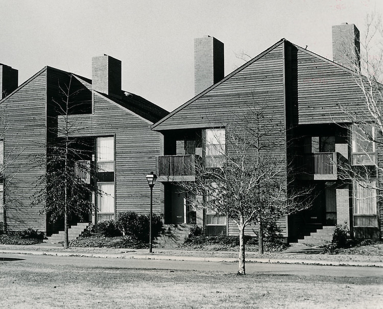 Boutetourt Gardens.East Ghent. Townhouses.