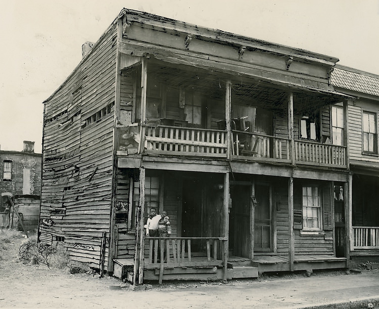 Starr Street. McIntosh Studio, 1951