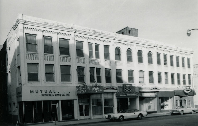 116 East Plume Street, 1950s