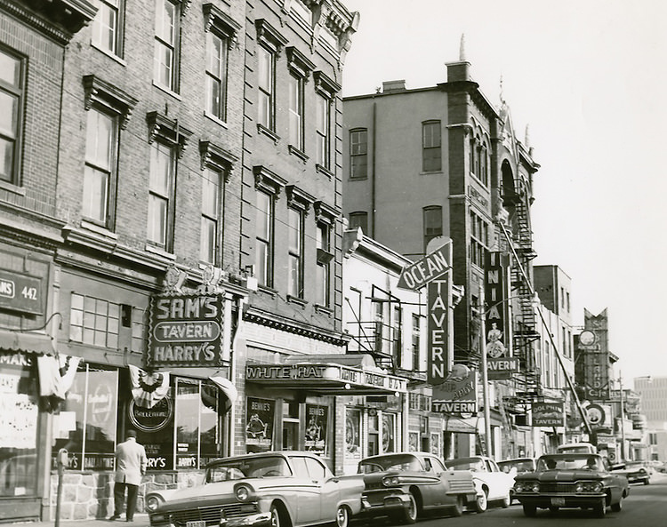 Main Street looking East. December 07, 1961