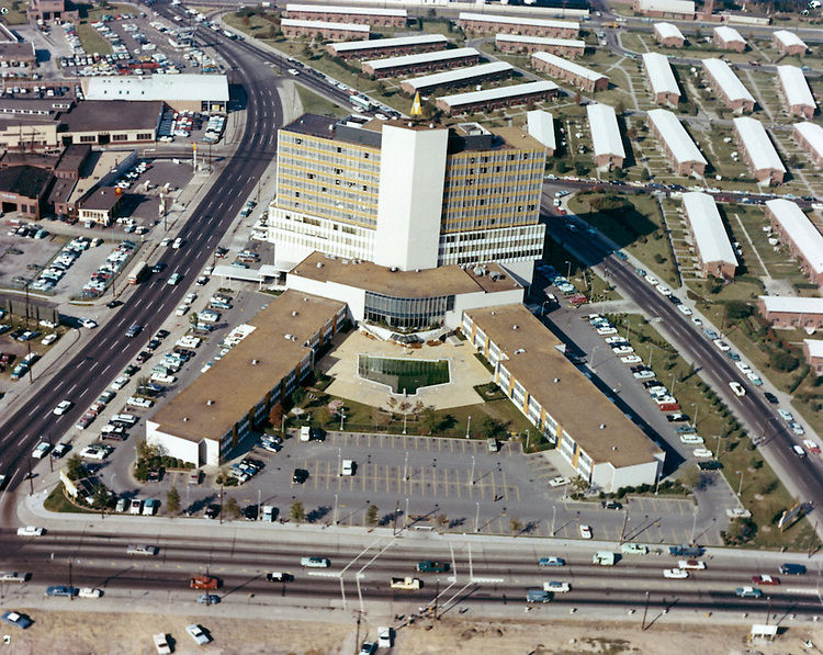 Redevelopment.Downtown North.Golden Triangle Hotel.Young Park on right. April 04, 1964