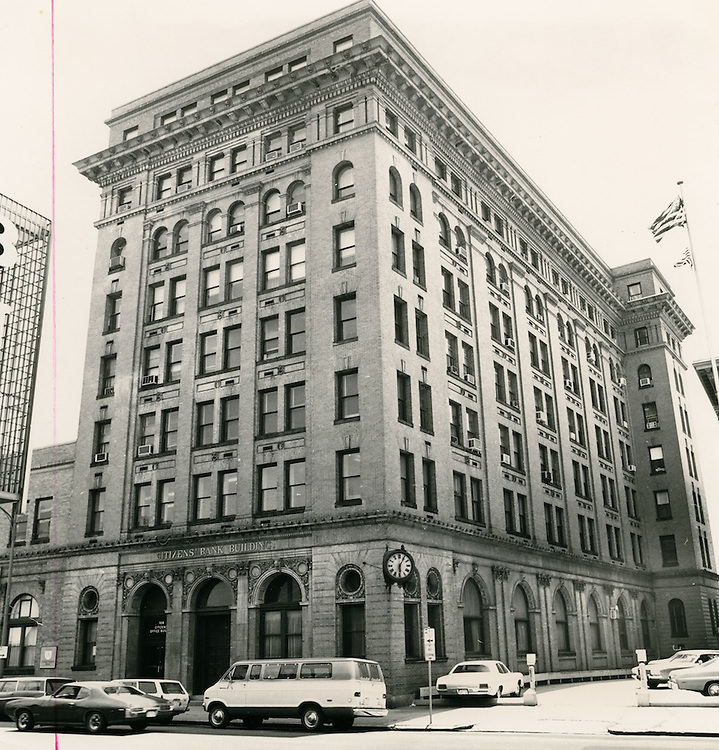 Citizens Bank Building. Main Street, 1970s