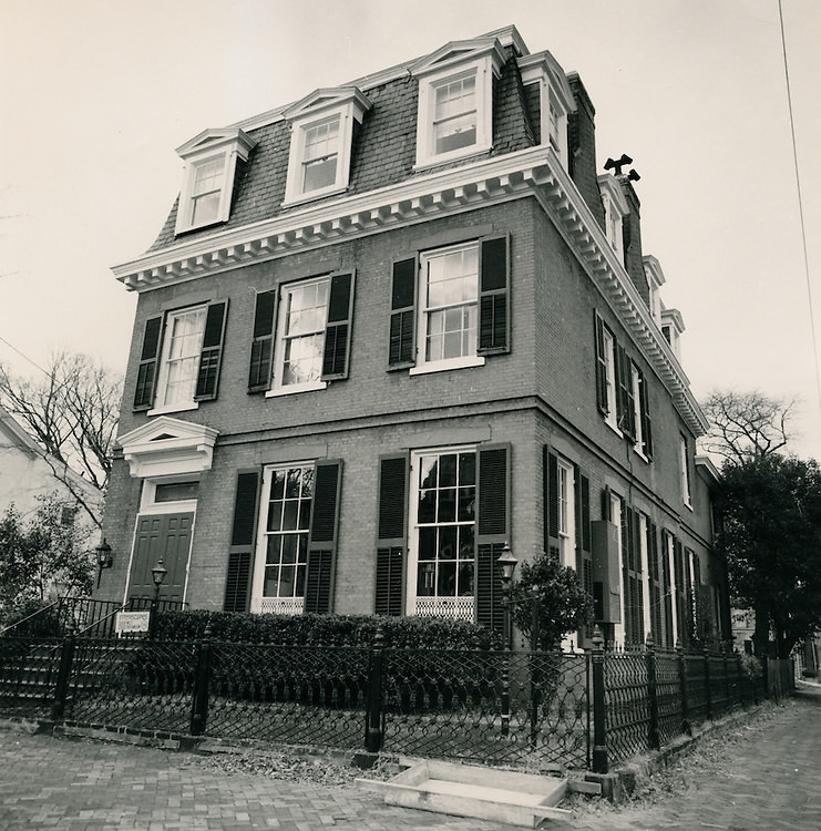 300 West Freemason Street, 1970s