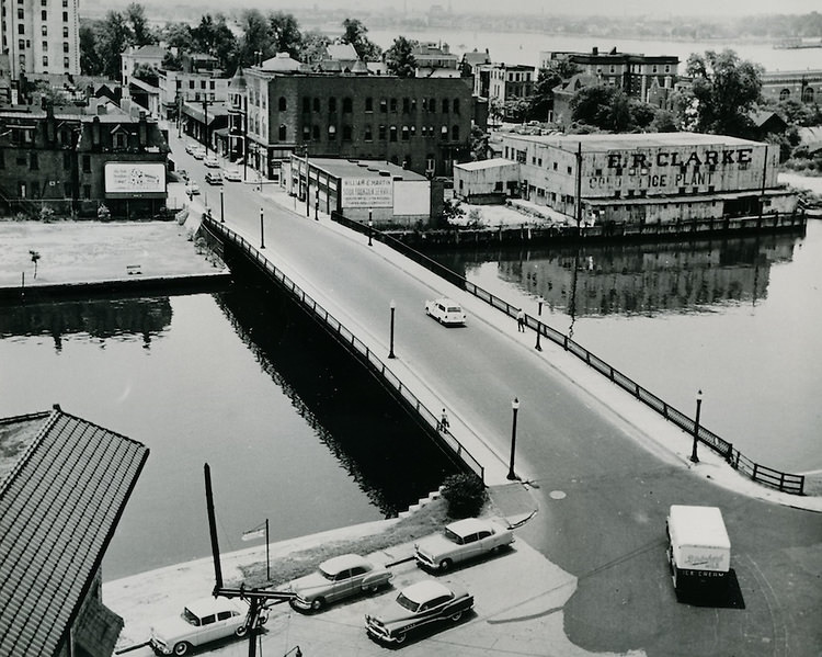 Botetourt Street Old Bridge, 1970s