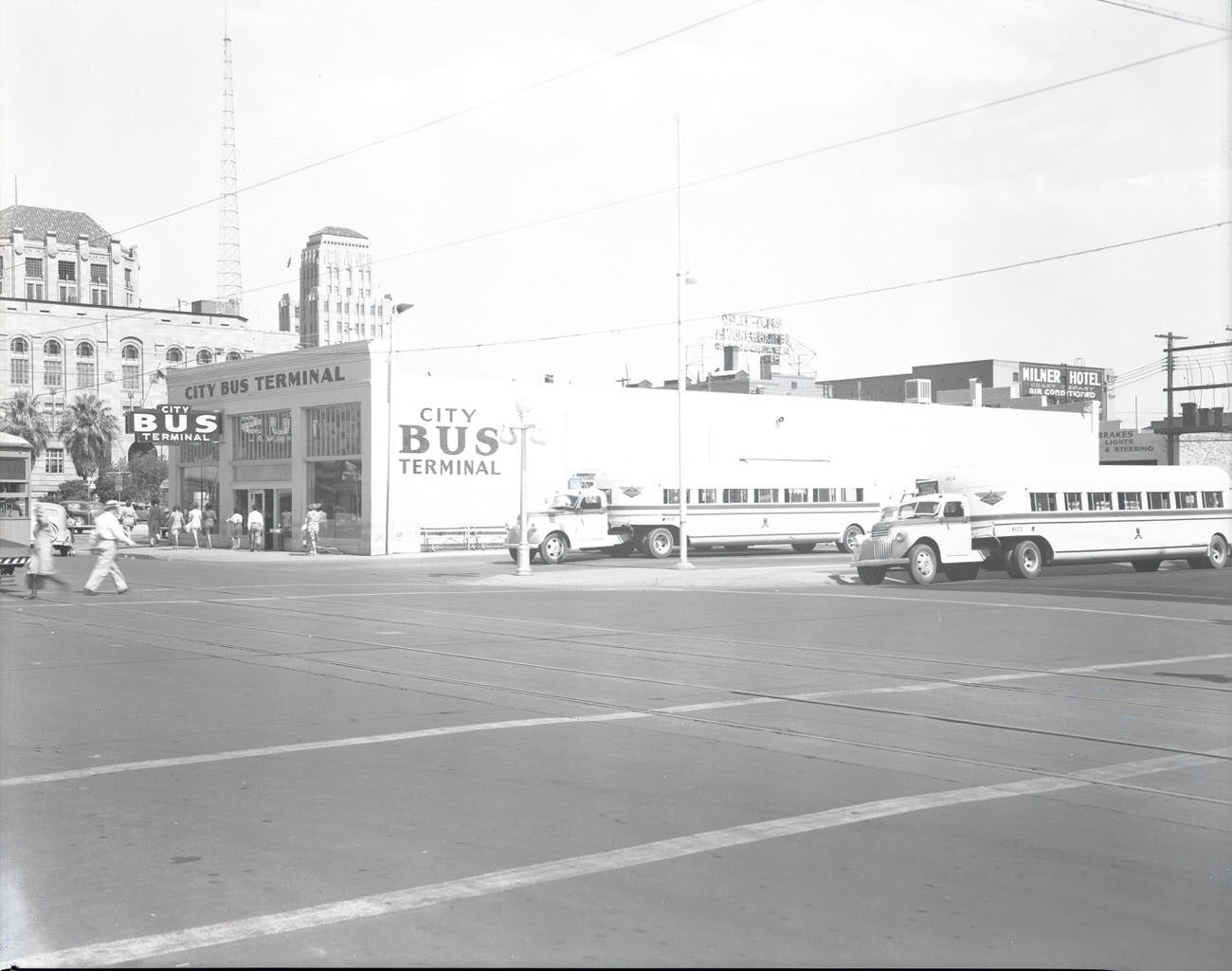 Phoenix Bus Terminal, 1942