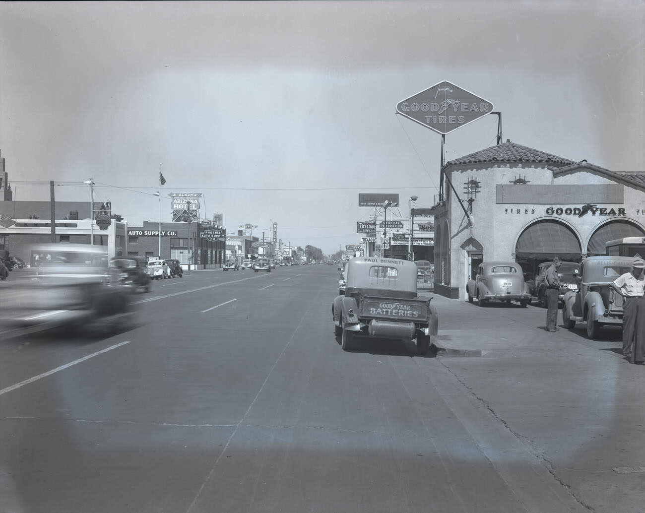 Intersection of W. Van Buren St. and N. First Ave, 1942