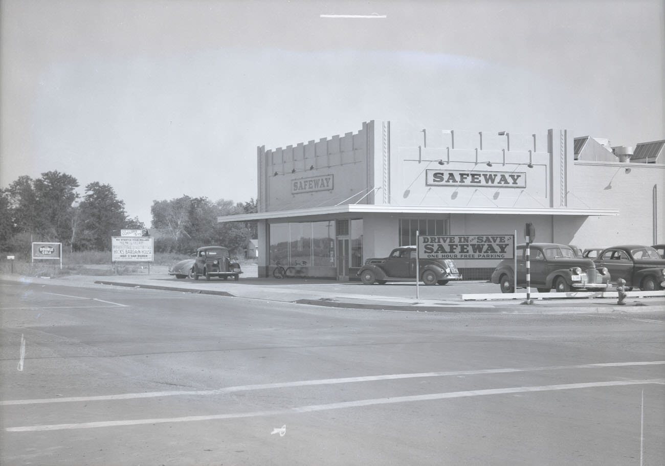Safeway Store, 1942