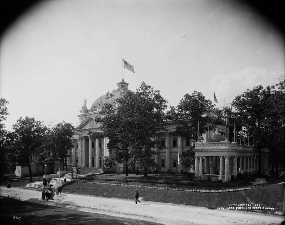 The classical Pennsylvania building at the Louisiana Purchase Exposition, 1904