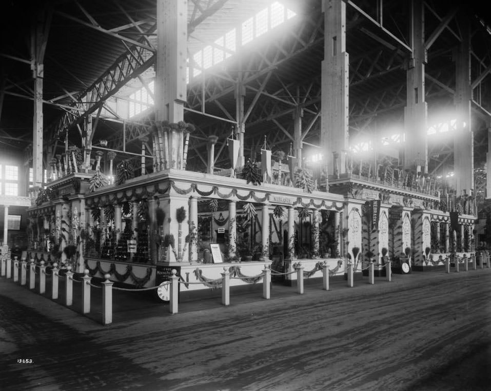 Nebraska's booth in the Palace of Agriculture at the Louisiana Purchase Exposition, 1904