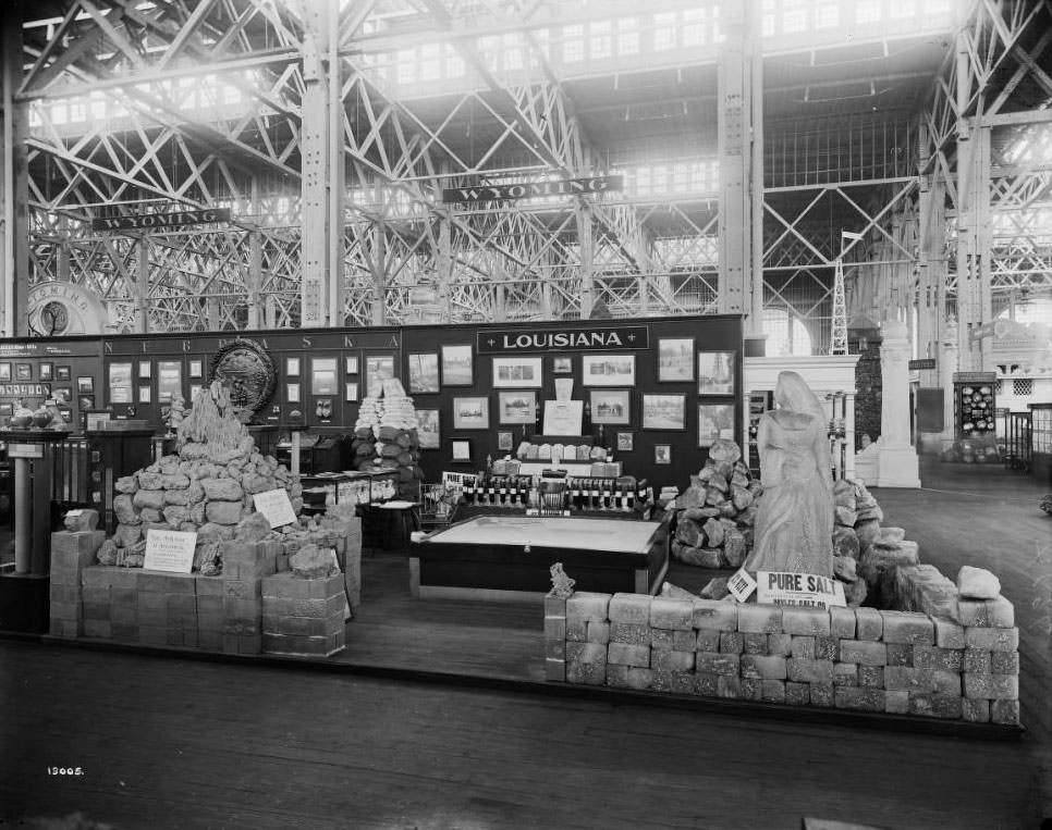 Louisiana State exhibit in the Palace of Mines and Metallurgy, 1904