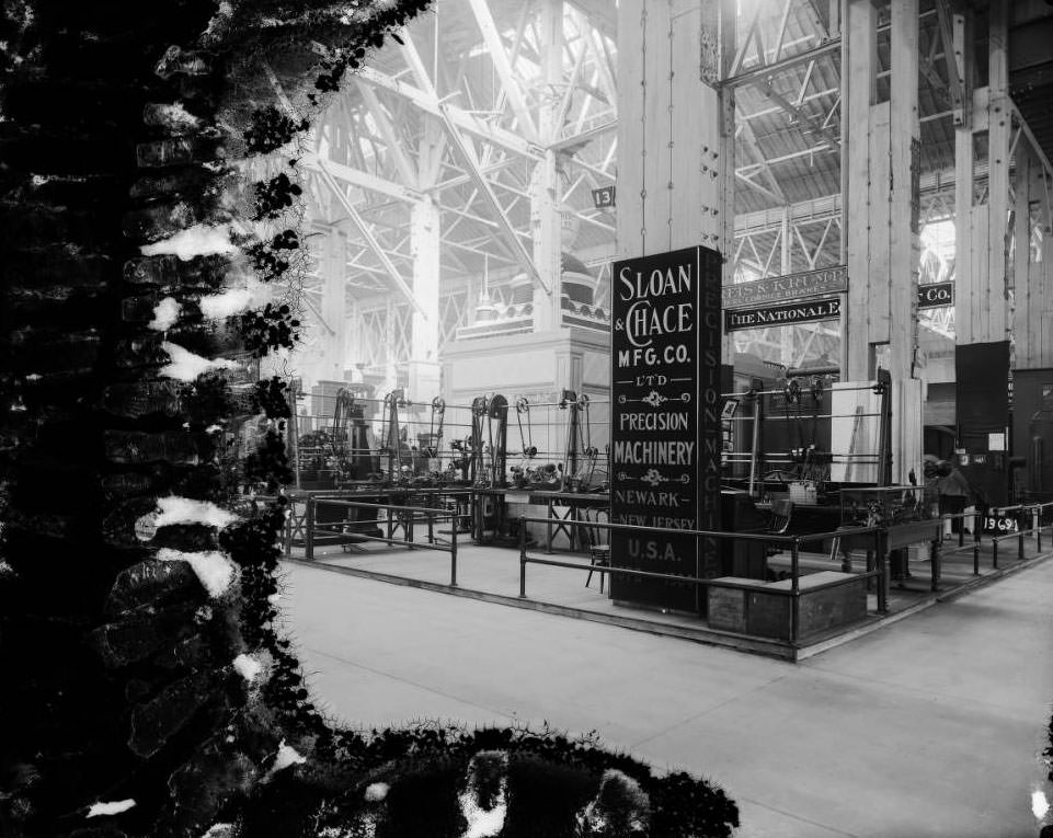 Sloan & Chace Mfg. Co. exhibit in the Palace of Machinery, 1904