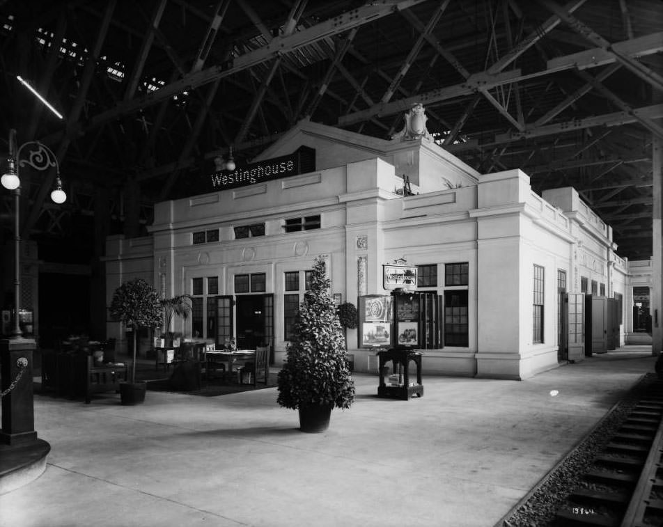 The Westinghouse Machine Company exhibit at the Louisiana Purchase Exposition, 1904