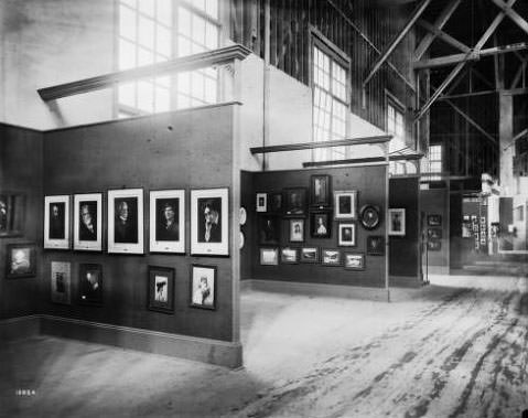 Exhibit of German photography in the Palace of Liberal Arts, 1904