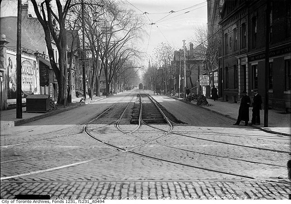 Carlton street looking east from Yonge Street, 1910s