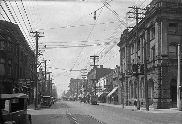 Yonge Street looking north from Charles Street, 1924