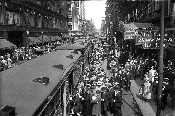 Trams at Queen and Yonge streets, 1929
