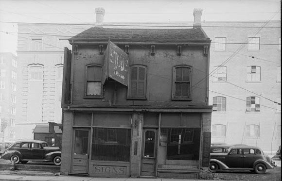 Crooked store on Adelaide St. W., 1940s