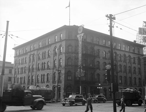 The historic Walker House hotel at Front and York streets, 1940s
